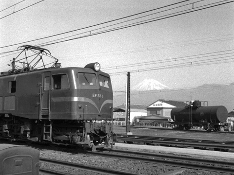 203-196003-tokaido-hara01.jpg