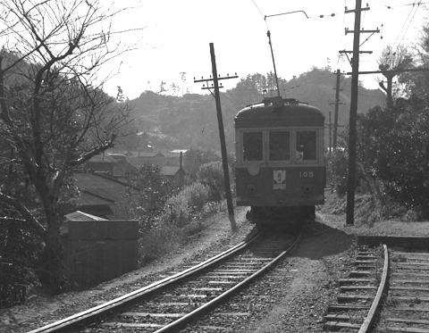 204-195911enoden-gokurakuji.jpg